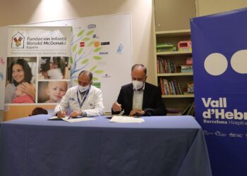 Llega Al Hospital Infantil De Vall D’Hebron El Carrito De La Fundación Ronald McDonald Para Ofrecer Productos Cada Semana A Los Niños Y Adolescentes Hospitalizados