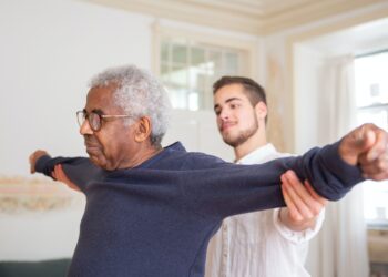 Serhogarsystem Destaca La Importancia Del Cuidado Profesional Para Ancianos Con Demencia