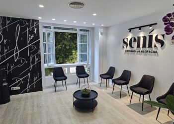 El Dr. Luis Senís, Inaugura Nueva Clínica Dental En Valencia