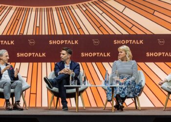 La Empresa De Moda DeFacto Asiste Al ShopTalk2023 En Barcelona