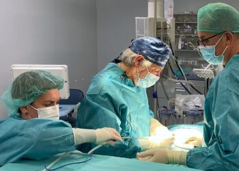 Las Fracturas Vertebrales Por Osteoporosis Causan Incapacidad, Dolor Y Deformidad De La Columna Vertebral