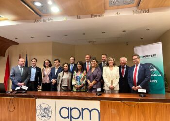 Representantes Del Sector Alimentario Y La Política Analizan Los Pros Y Contras Del etiquetado Frontal
