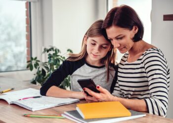 En Verano Aumenta Un 66% El Uso De Aplicaciones Educativas: ¿Qué Beneficios Tienen Para Los Menores?