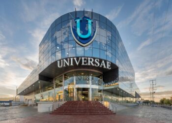 UNIVERSAE Organiza Una Jornada De Puertas Abiertas En El Instituto De Murcia Para Mostrar Sus Vanguardistas Instalaciones A Los Futuros Estudiantes