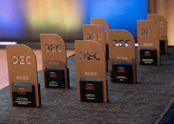 Los Premios DEC Otorgan Grandes Beneficios A Sus Premiados