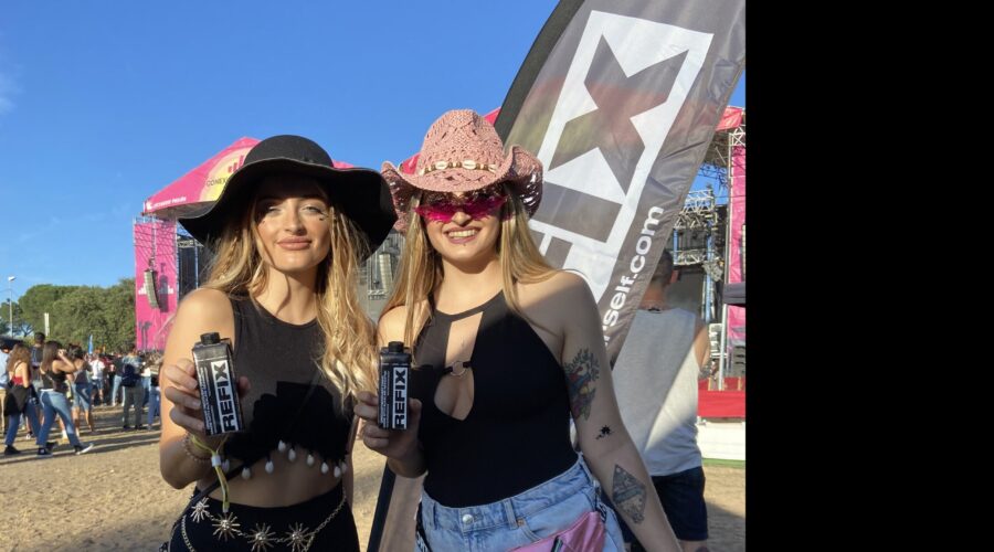 REFIX: El Agua De Mar Que Hidratará A Los Artistas Del Morriña Fest