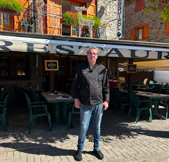 El Restaurant Esquirol Inicia Una Nueva Etapa Con El Chef Alex Boguñá