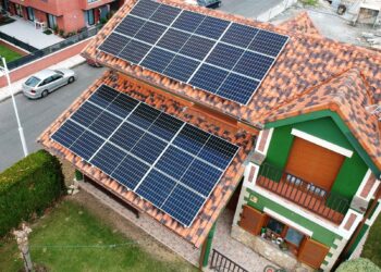 Isla Solar Firma Un Acuerdo Con Repsol Para Incorporar Al Sistema Solar Zero Las Baterías Virtuales
