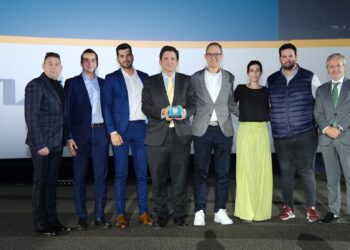 KIA Gana El Premio Especial Excelencia Del Año En La Gala Premios Excelencia Relación Con Clientes 2023