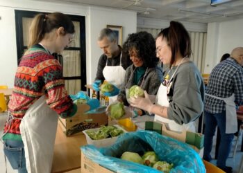 Fundación United Way Y La Cámara De Comercio De EEUU En España Han Colaborado Con Comedores Sociales De Madrid Y Barcelona En El Día De Acción De Gracias