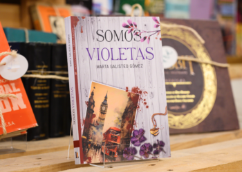 Libros Y Literatura Anuncia El Debut De Marta Galisteo Gómez Con ‘Somos Violetas’