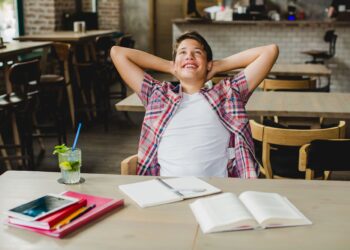 Excelencia Académica Ayuda A Sus Usuarios Para Que Los TFM Dejen De Ser Una Pesadilla