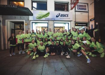 ASICS Revoluciona El Centro De Madrid Con Casi Un Centenar De Corredores Probando Las Nuevas NOVABLAST™ 4