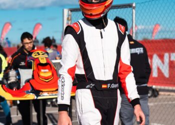 Fabián Gorrín, Piloto De Maranello Spain, Se Prepara Para La Carrera De Hivern En El Circuito Lucas Guerrero