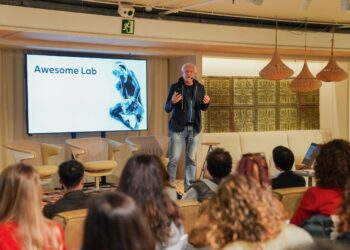 Desigual Y Wayra Buscan Las Startups Más Disruptivas De IA Generativa Para La 3ª Edición De Awesome Lab