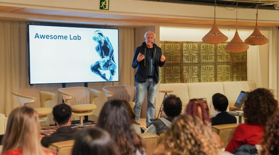 Desigual Y Wayra Buscan Las Startups Más Disruptivas De IA Generativa Para La 3ª Edición De Awesome Lab