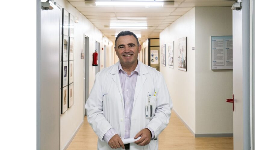 El Enfermero Javier Ortiz De Elguea, Premio COEGI 2023 Al Desarrollo De La Profesión Enfermera