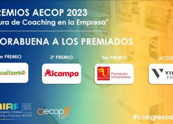 Formación Universitaria Premiada Por AECOP