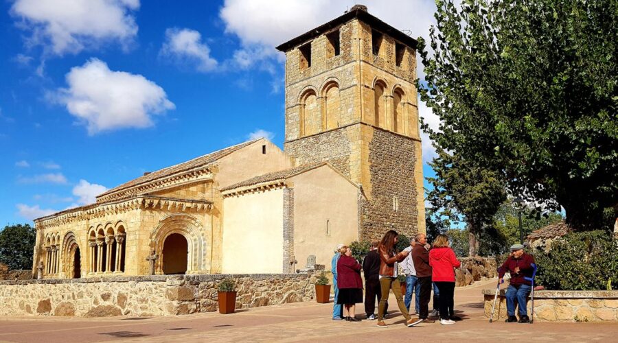 Vuelve Enamora Sotosalbos Para Celebrar Su 6º Aniversario Por Navidad