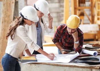 La Construcción Busca Talento Femenino Para Su Relevo Generacional Según La Consultora Catenon