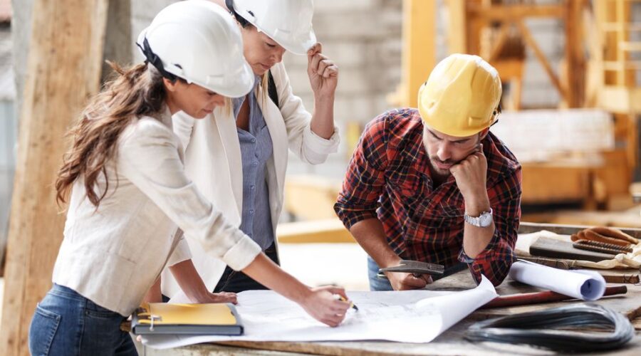 La Construcción Busca Talento Femenino Para Su Relevo Generacional Según La Consultora Catenon