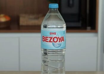 Bezoya Reduce Plástico En Sus Envases Y Lanza Una Botella Aún Más Sostenible