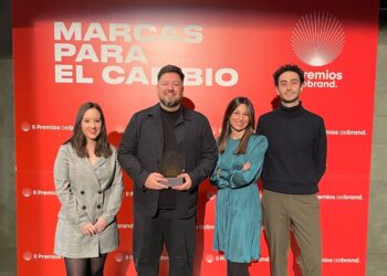 NEORIS Recibe El Palmarés De Oro En Los II Premios Aebrand Por Su Campaña WE ARE NEOS